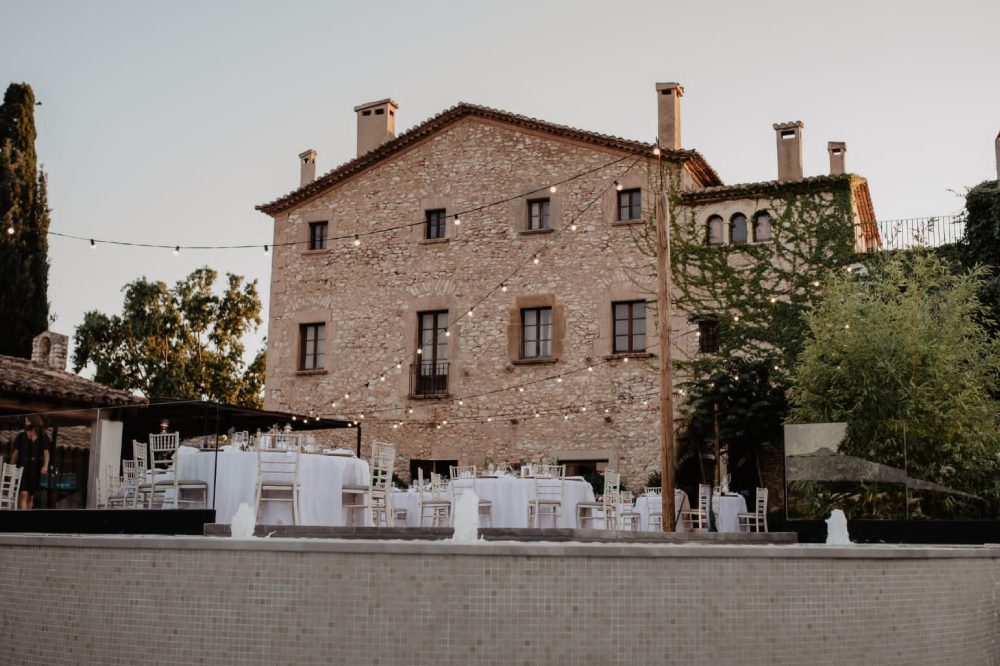 Masia-plaza-3